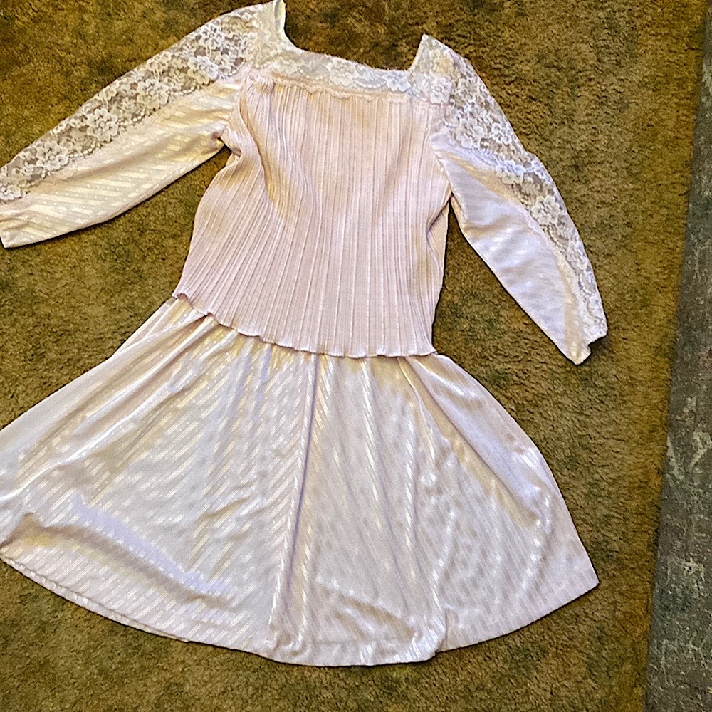 Vintage Discovery Fashion LTD soft pink dress M, check pictures for measurements
